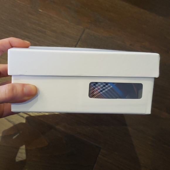 tie, cuff links, tie clip, pocket square set - Picture 5 of 7